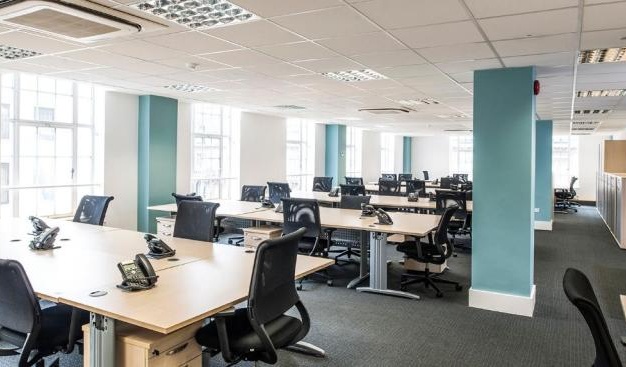 Dedicated workspace in Grosvenor Gardens, Regus, Victoria