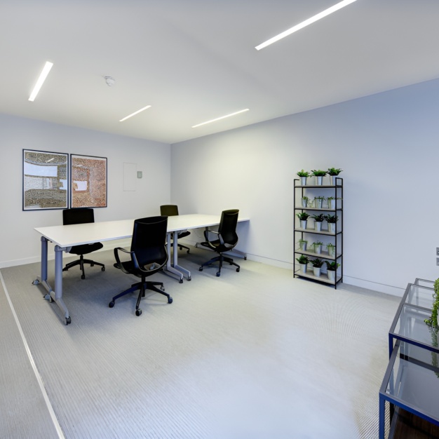 Dedicated workspace - Vauxhall Bridge Road, CDV Realty Limited in Victoria