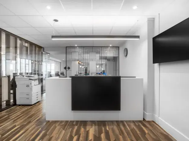 Reception in Grosvenor Gardens, Regus, Victoria