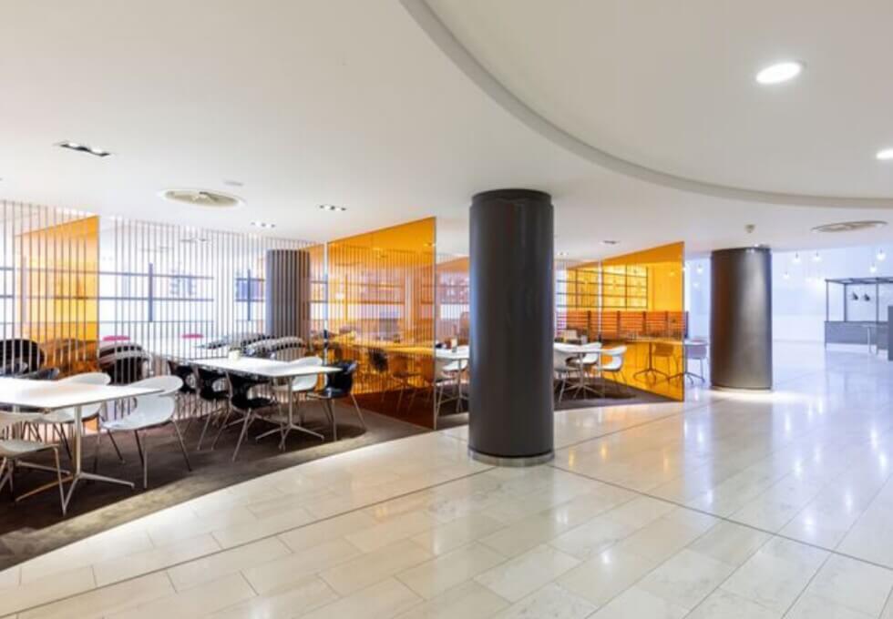 The dedicated breakout area - Buckingham Palace Road, Workpad (Victoria)