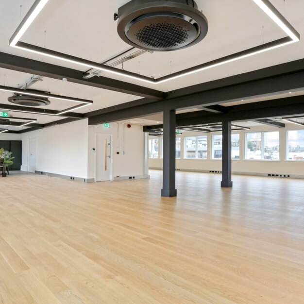 Unfurnished workspace: Vauxhall Bridge Road, Knowlemore Ltd, Victoria