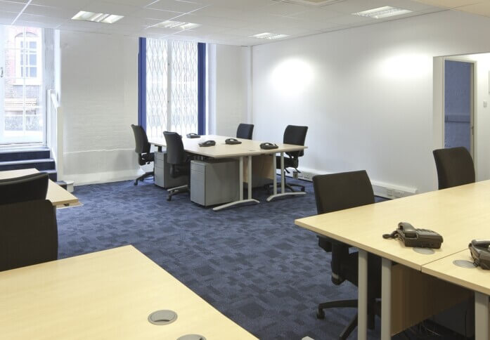 Dedicated workspace in Waterloo Road, Lenta, Waterloo
