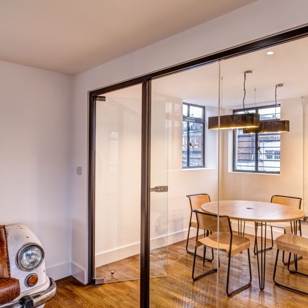 Meeting rooms in Waterloo Road, Granseal Ltd, Waterloo
