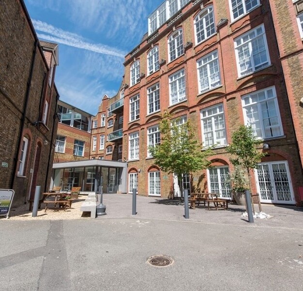 The building at Westminster Bridge Road, Lenta, Waterloo