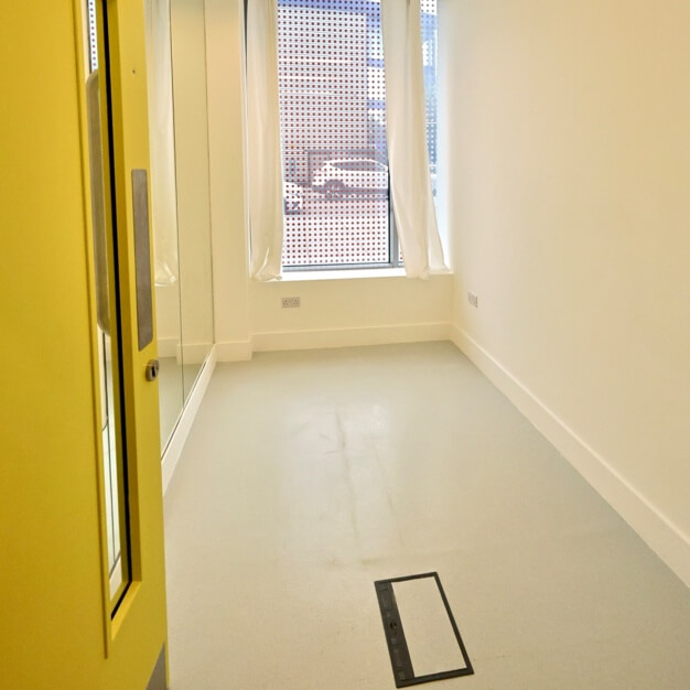 Unfurnished workspace - Ealing Road, Willesden Holdings Limited, Wembley