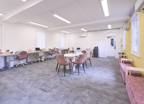 Breakout area at Fulham Road, Nammu Workplace Ltd in West Brompton