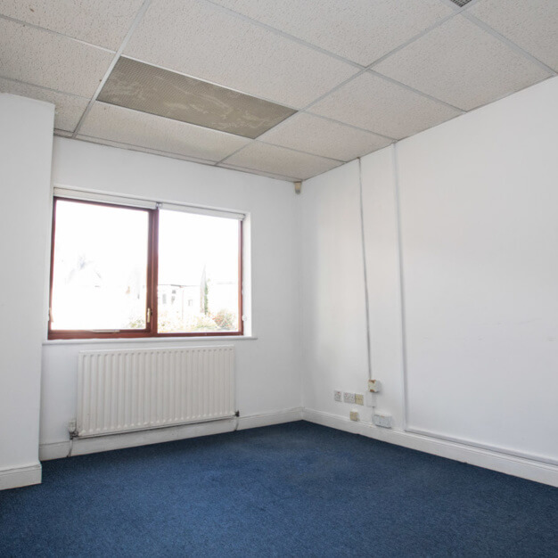 Unfurnished workspace - Manor Road, Access Storage, West Ealing