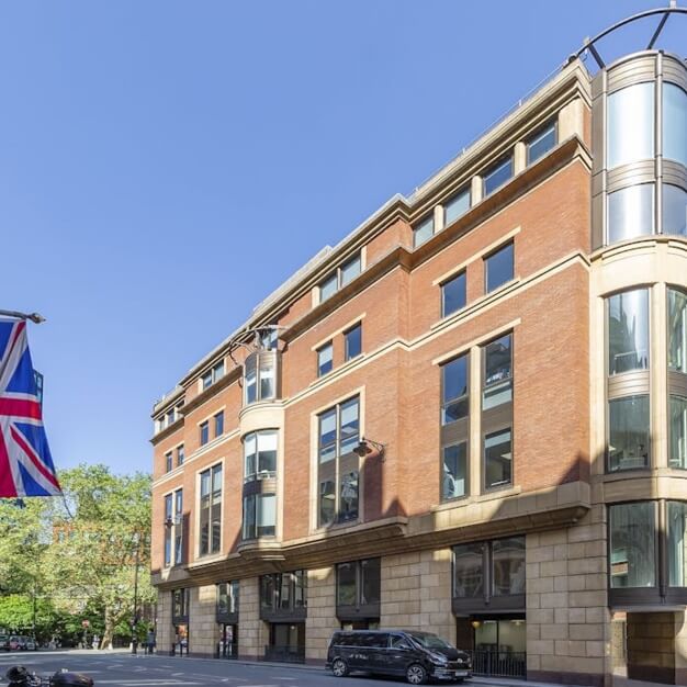 Building pictures of Buckingham Gate, One Avenue at Westminster