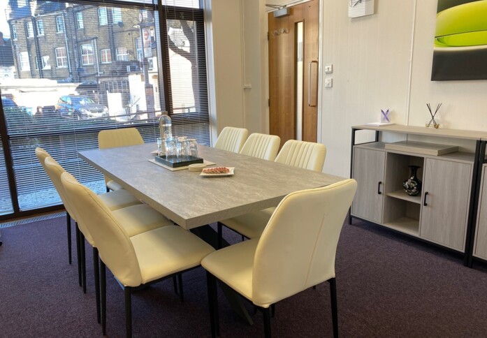 The meeting room at Athenaeum Road, The Brentano Suite in Whetstone