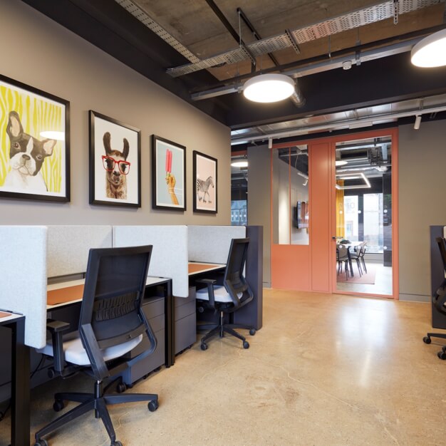 Enjoy the communal space in Station Road, Clockwise Limited in Wood Green