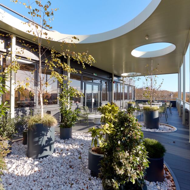 The roof terrace at Station Road, Clockwise Limited in Wood Green