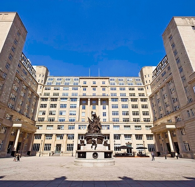 Building outside at Exchange Flags, Regus, Liverpool