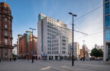Building outside at Oxford Street, Regus, Manchester