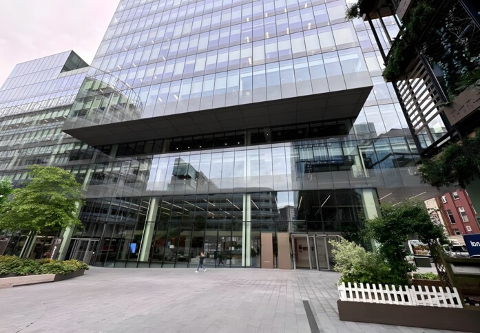 Building pictures of Spinningfields, Cubo Holdings Limited at Manchester