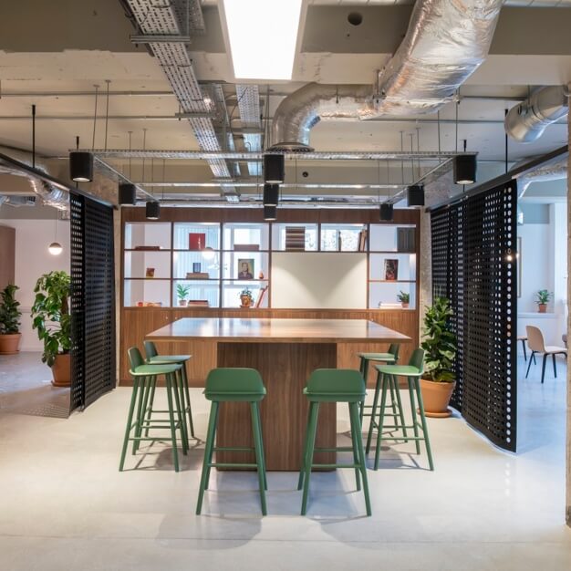 Client Breakout space - Oxford Street, Regus in Manchester