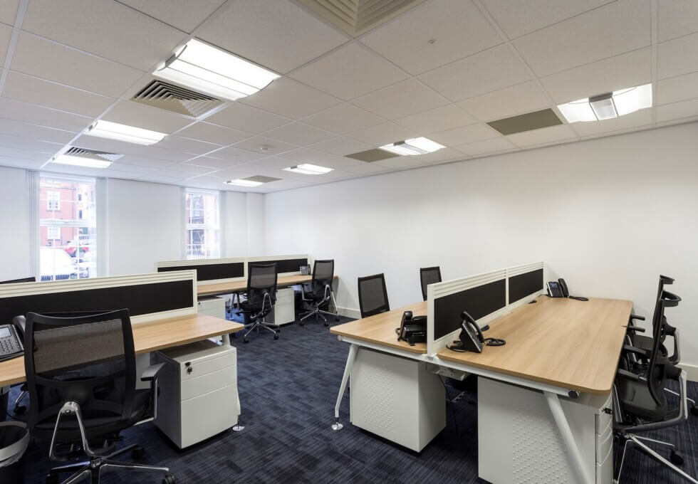 Private workspace - Oxford Court, Claremont Interior Solutions LLP (Manchester)