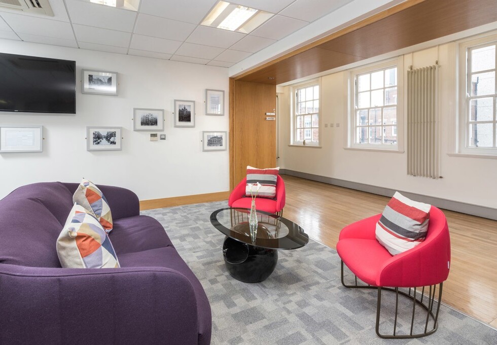 Breakout space in Bridge Street, Regus (Belfast)