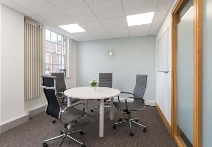 Meeting rooms at Bridge Street, Regus in Belfast