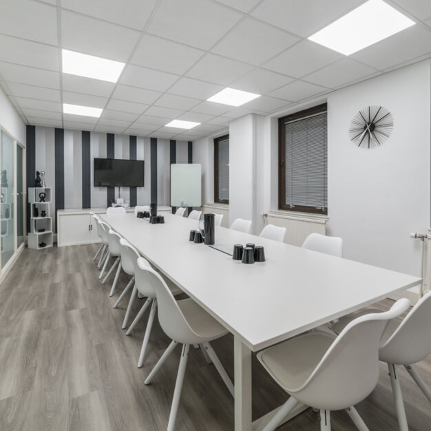 Meeting room - George Street, Regus in Edinburgh