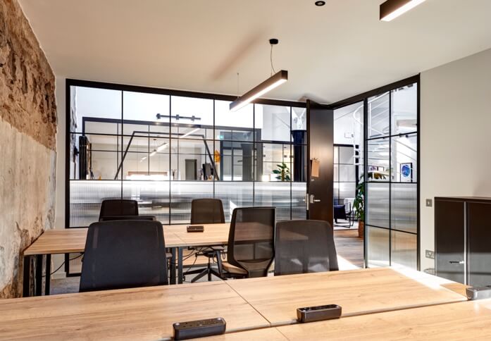 Private workspace - Commercial St, Clockwise Limited (Edinburgh)
