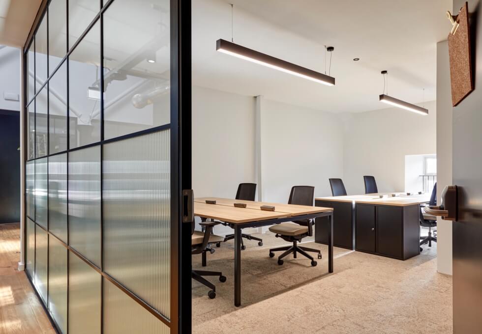 Private workspace on Commercial St, Clockwise Limited (Edinburgh)