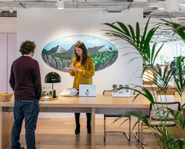 The Breakout area - George Street, WeWork (Edinburgh)