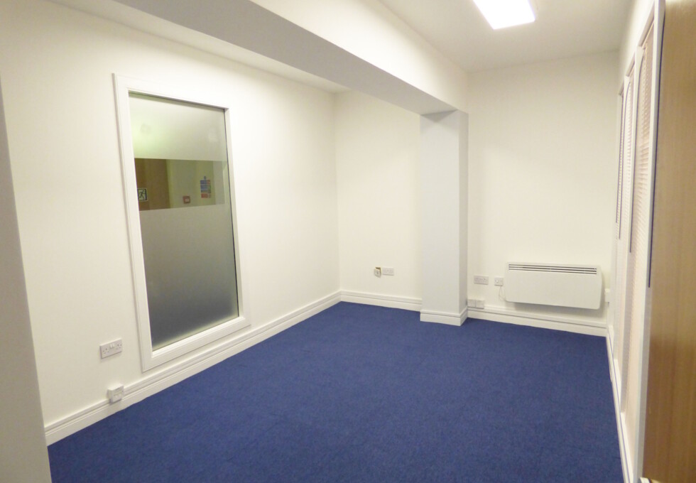 Unfurnished workspace: Mitchell Street, Nutrend Office & Contract Furniture Ltd, Edinburgh