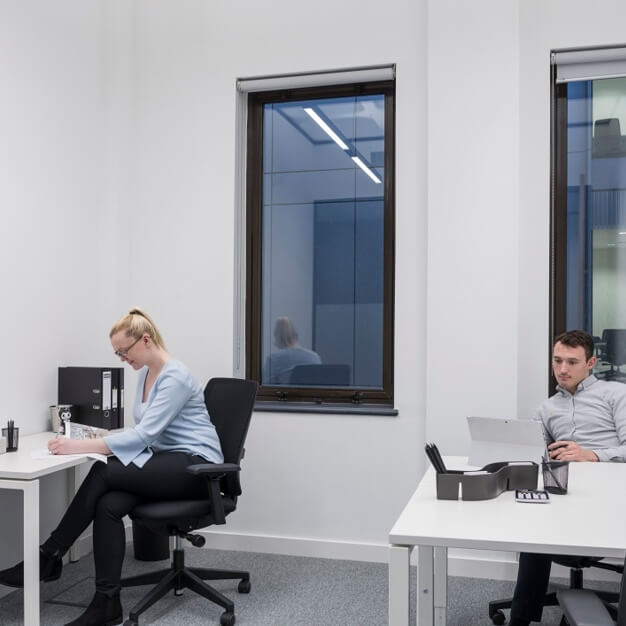 Dedicated workspace on West George Street, Regus in Glasgow