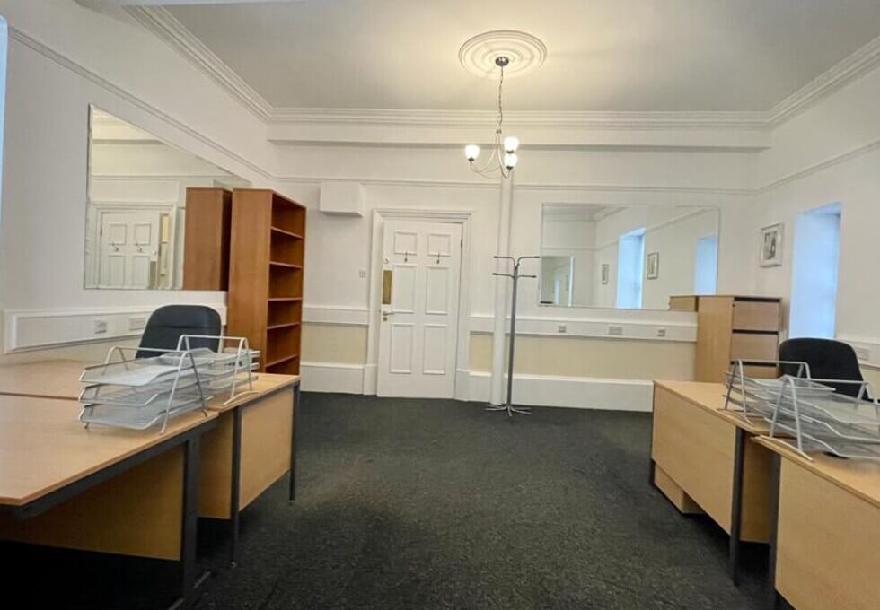 Private workspace - St Vincent Place, George Square Ltd (Glasgow)