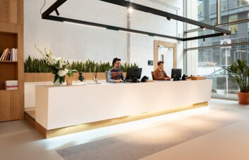 Reception at West Regent Street, Regus in Glasgow
