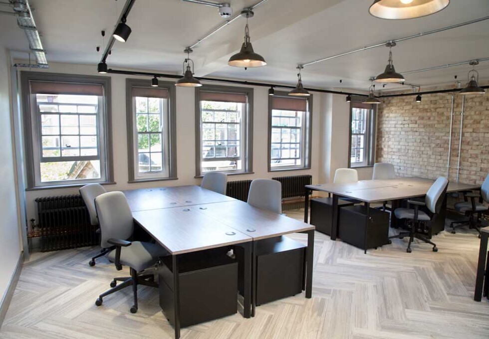 Dedicated workspace, Market Square, Point of Difference Workspace Ltd in Aylesbury