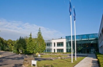 The building at Hillswood Drive, Regus, Chertsey