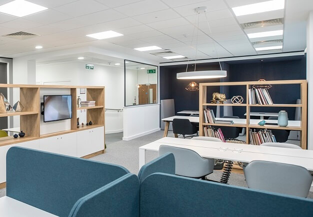 Breakout space for clients - Manor Royal, Regus in Crawley