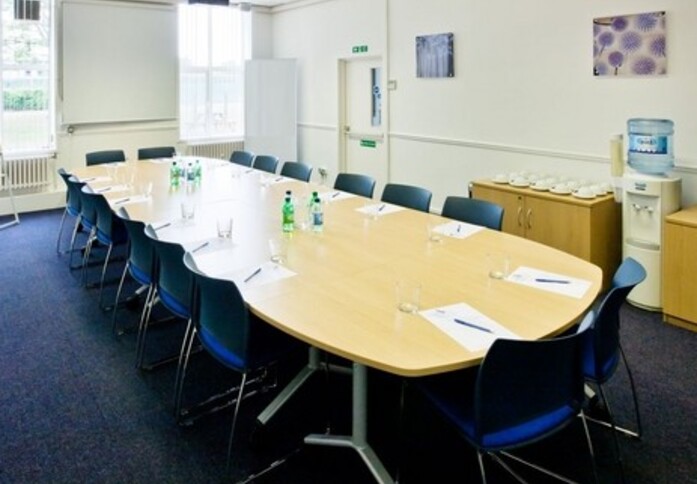 Meeting rooms in Curie Avenue, Oxford Innovation Ltd, Didcot