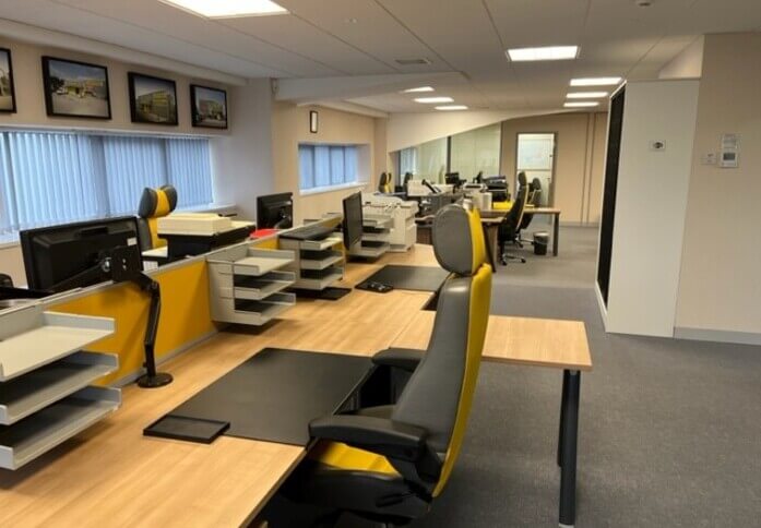 Private workspace on Enterprise Way, Storage King in Edenbridge