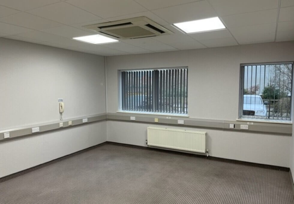 Unfurnished workspace - Enterprise Way, Storage King, Edenbridge