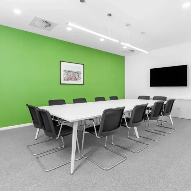 Meeting room - Guildford Business Park Road, Regus in Guildford
