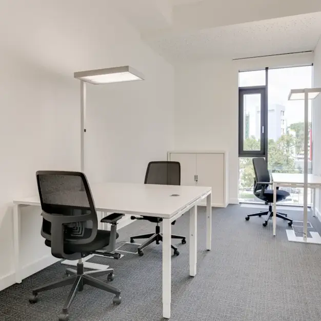 Private workspace in High Street, Regus (Guildford)
