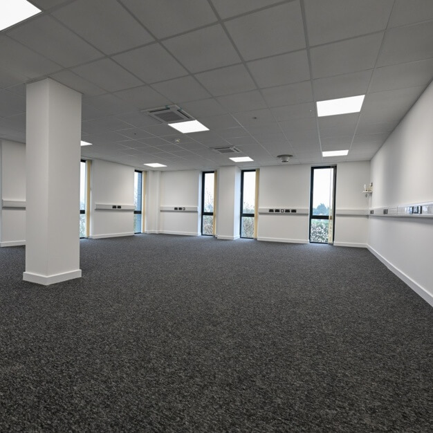 Unfurnished workspace: Marlow Hill, High Wycombe, Access Storage