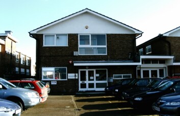 Building pictures of Smallmead, Dedman Properties Ltd at Horley