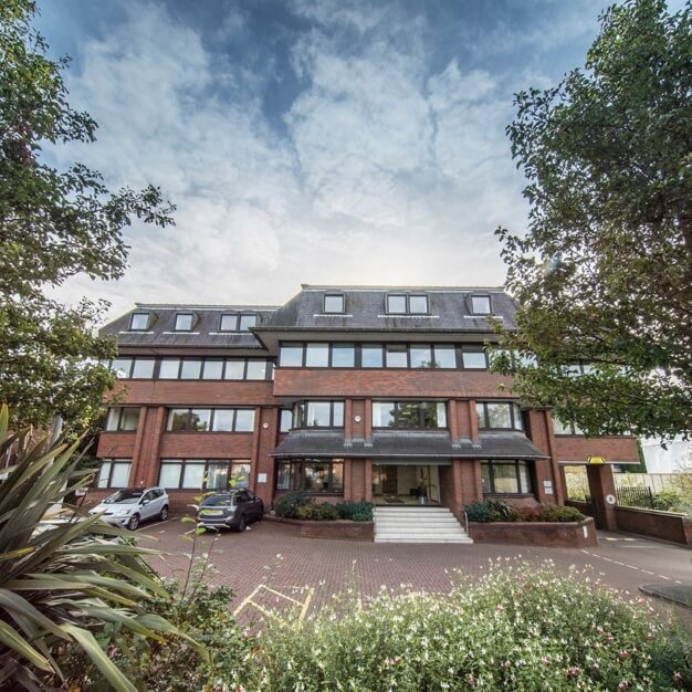 Building outside at Worthing Road, Regus, Horsham