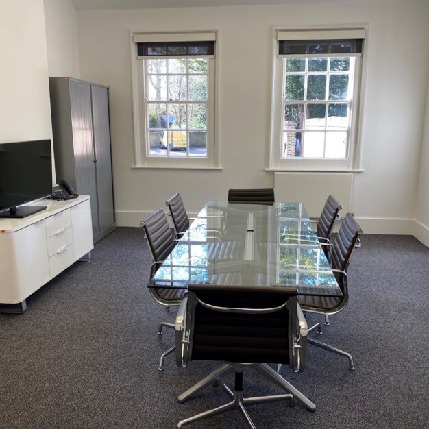 Meeting room - Thorncroft Drive, Halcyon Offices Ltd in Leatherhead