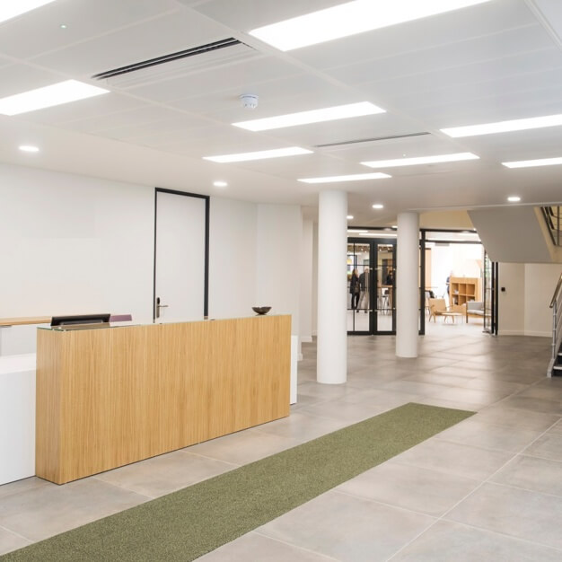 Reception in Third Avenue, Regus, Marlow