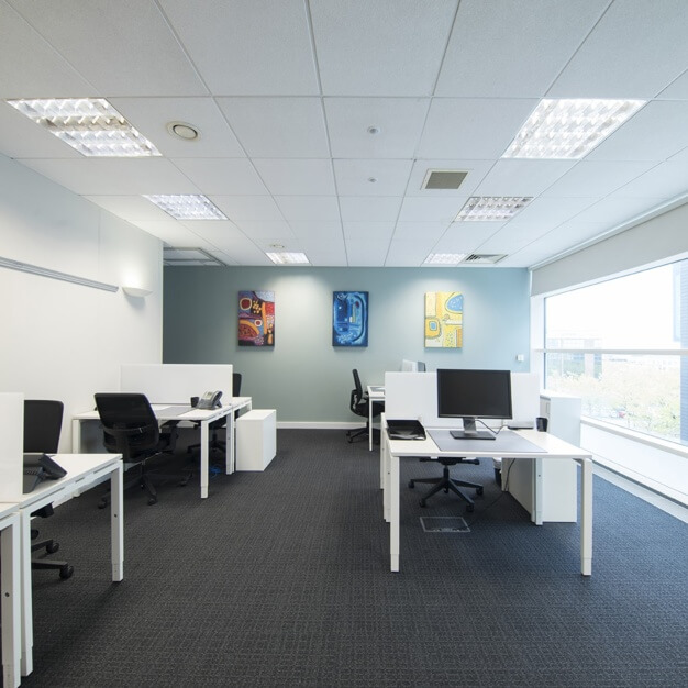 Enjoy the communal space - Midsummer Boulevard, Regus in Milton Keynes