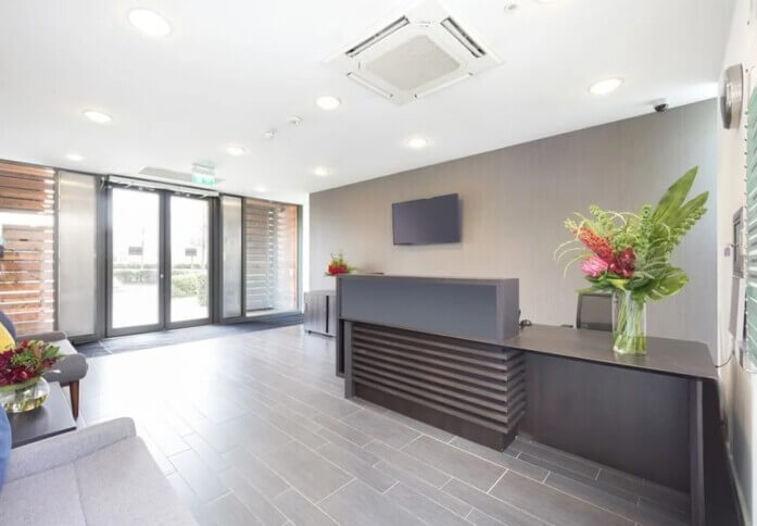Reception - South Row, Landmark Space in Milton Keynes