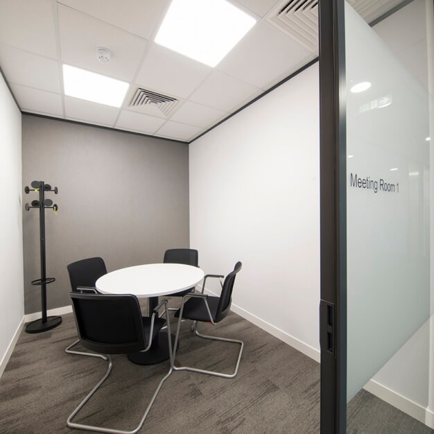 Meeting room - High Street, Regus in Redhill