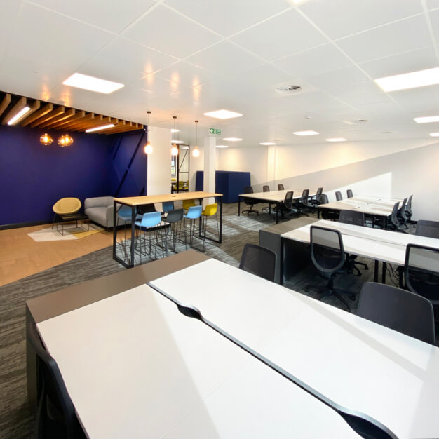 Private workspace, High Street, Biz Hub in Slough