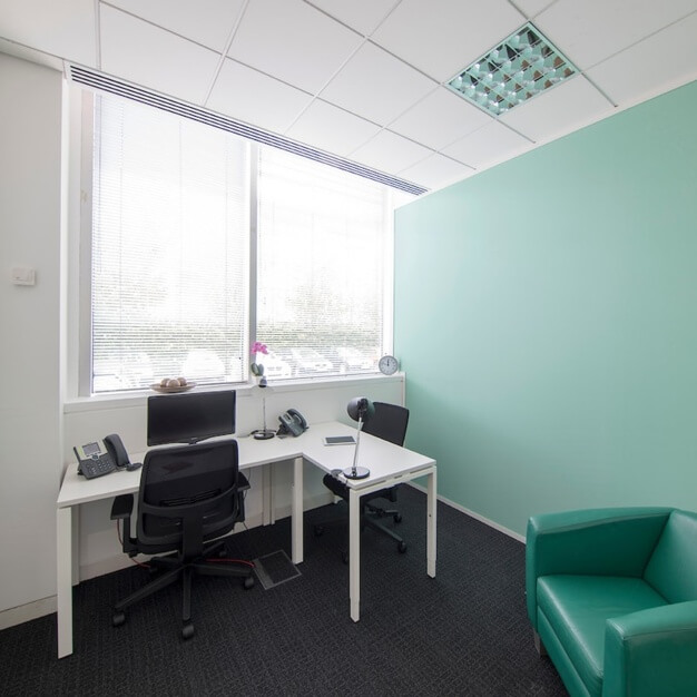 Private workspace in Bath Road, Regus (Slough)