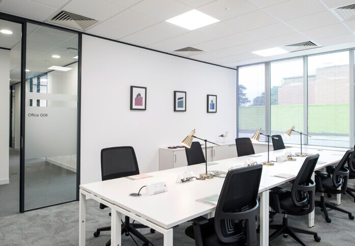 Private workspace, Grosvenor Square, Regus in Southampton