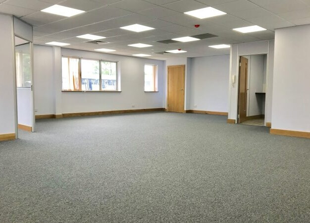 Unfurnished workspace - Calleva Park, Country Estates Ltd, Theale